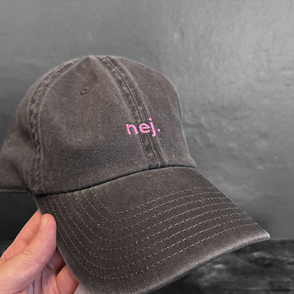 Nej hat vintage sort dad cap med pink rosa broderi