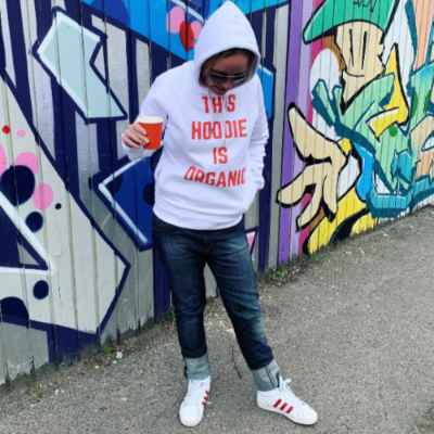 This hoodie is organic - Orange | Hoodie